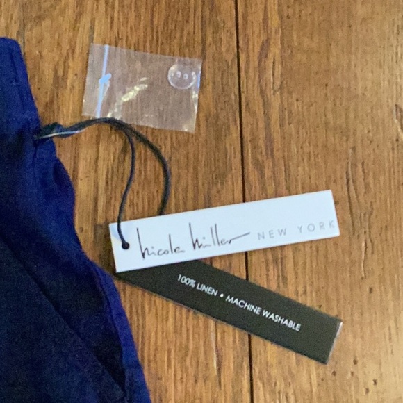 Nicole Miller navy Blue 100% linen Shorts. Women’s size medium. ❗️NEW❗️ - Picture 5 of 13